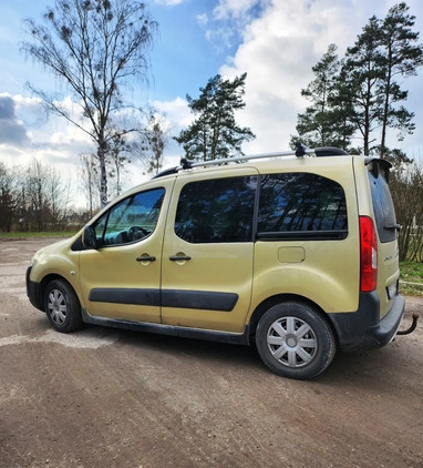 Citroen Berlingo cena 16500 przebieg: 298000, rok produkcji 2009 z Białystok małe 67